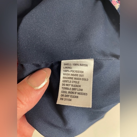 Crown & Ivy Size L Dress Llama Print Roll Tab Sleeve Drawstring Front Button - Picture 10 of 10